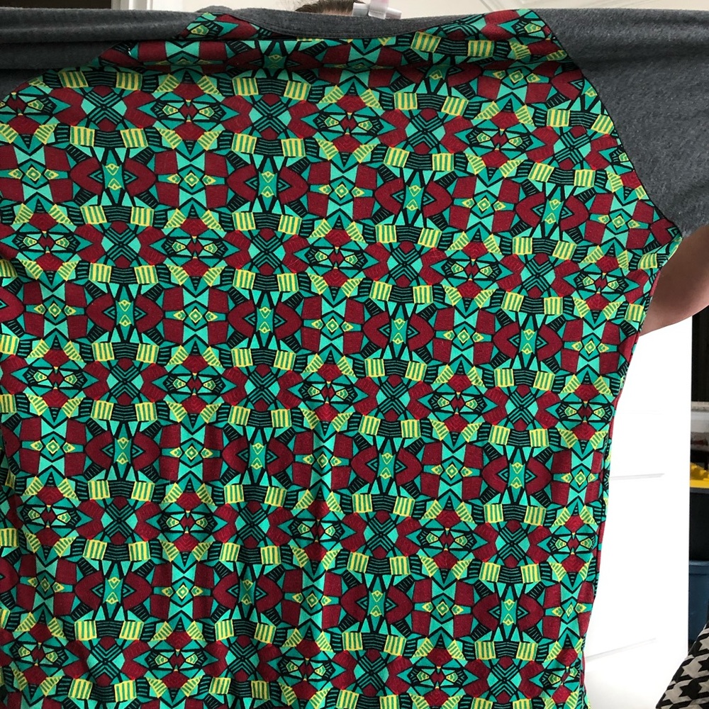 LuLaRoe Randy, baseball type shirt